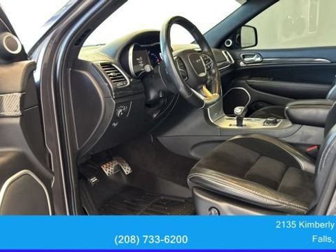 Used 2015 Jeep Grand Cherokee SRT w/ Luxury Group II AWD/4WD image 10