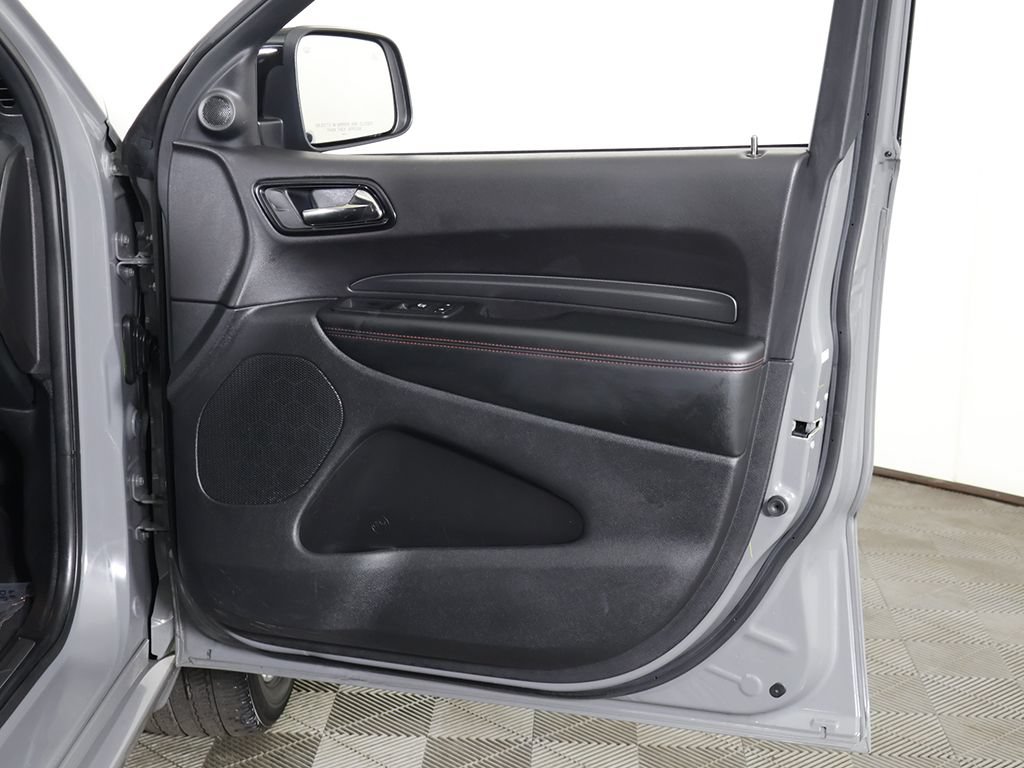 Used 2025 Dodge Durango GT AWD/4WD image 29