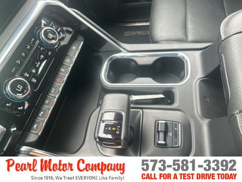 Certified 2022 GMC Sierra 1500 Denali AWD/4WD image 20