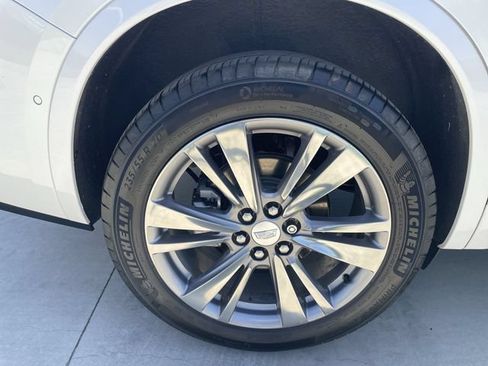 Used 2024 Cadillac XT6 Premium Luxury w/ Technology Package AWD/4WD image 34