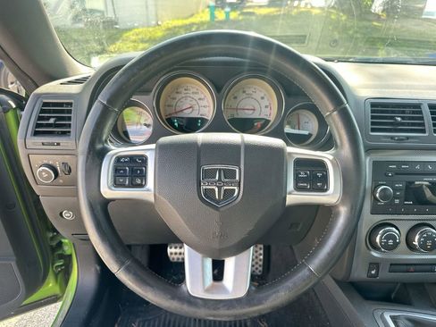 Used 2011 Dodge Challenger R/T image 42