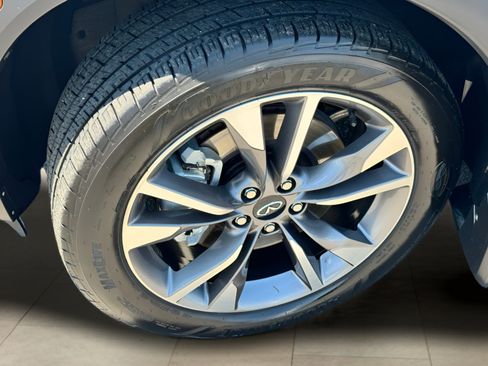 Used 2024 INFINITI QX60 Luxe FWD image 6
