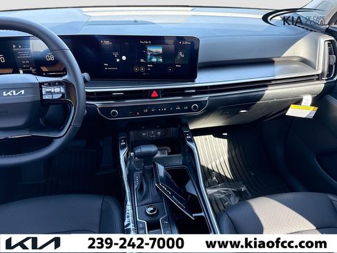 New 2026 Kia Sorento EX FWD image 18