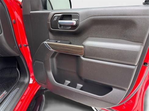 Used 2021 Chevrolet Silverado 1500 RST image 44