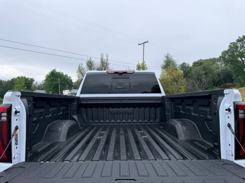 New 2026 GMC Sierra 2500 Denali Ultimate w/ Max Trailering Package image 7