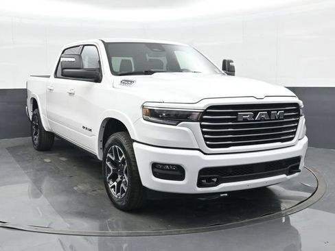 Used 2025 RAM 1500 Laramie AWD/4WD image 1