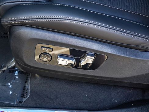 New 2026 BMW X7 M60i image 24