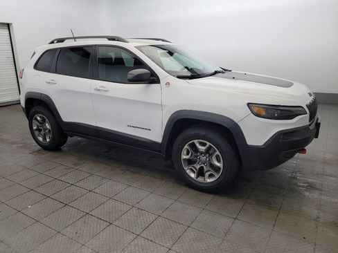Used 2019 Jeep Cherokee Trailhawk AWD/4WD image 11