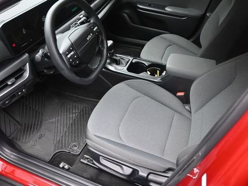 Used 2025 Kia K4 FWD image 17
