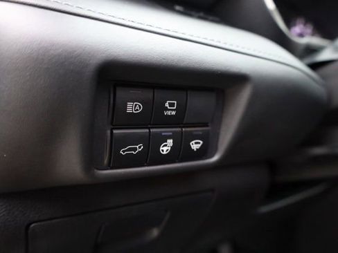 Used 2022 Toyota Highlander Limited image 17