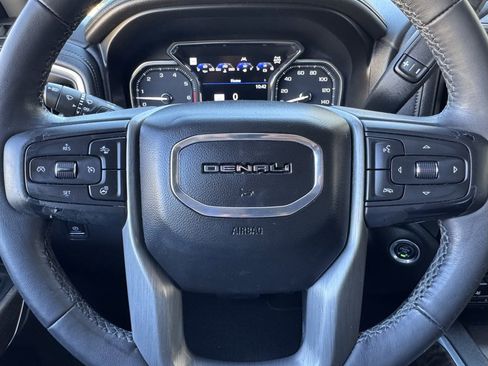 Used 2021 GMC Sierra 1500 Denali w/ Driver Alert Package II image 11