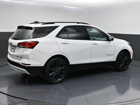 Used 2022 Chevrolet Equinox RS AWD/4WD image 7