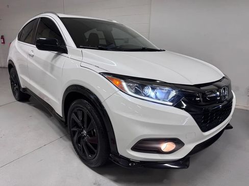 Used 2021 Honda HR-V Sport image 1
