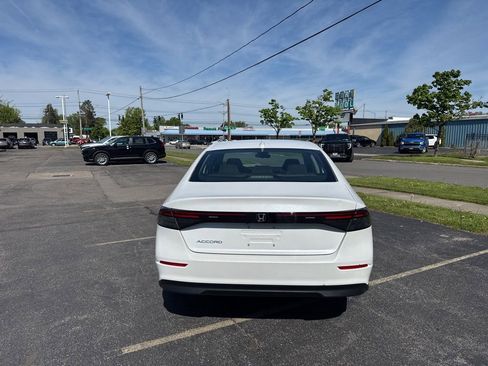Certified 2023 Honda Accord LX image 6