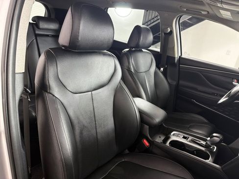 Used 2019 Hyundai Santa Fe AWD image 25