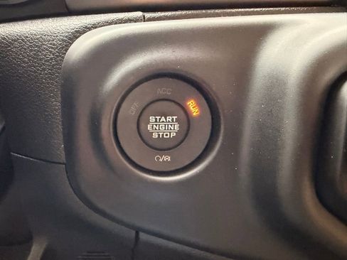Used 2023 Jeep Wrangler Unlimited Sport AWD/4WD image 20