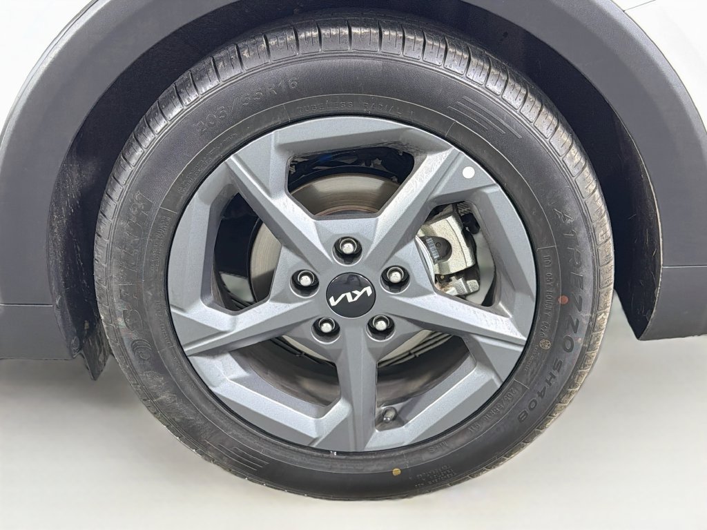Used 2026 Kia K4 FWD image 33