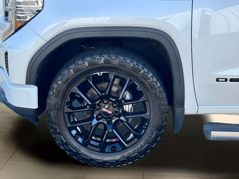 Used 2023 GMC Sierra 1500 Denali Ultimate AWD/4WD image 34