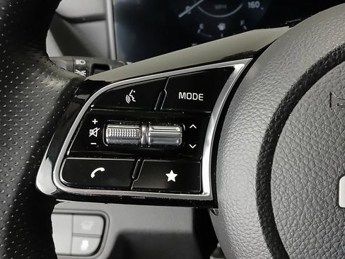 Used 2024 Kia Seltos SX w/ SX Sunroof Package image 30