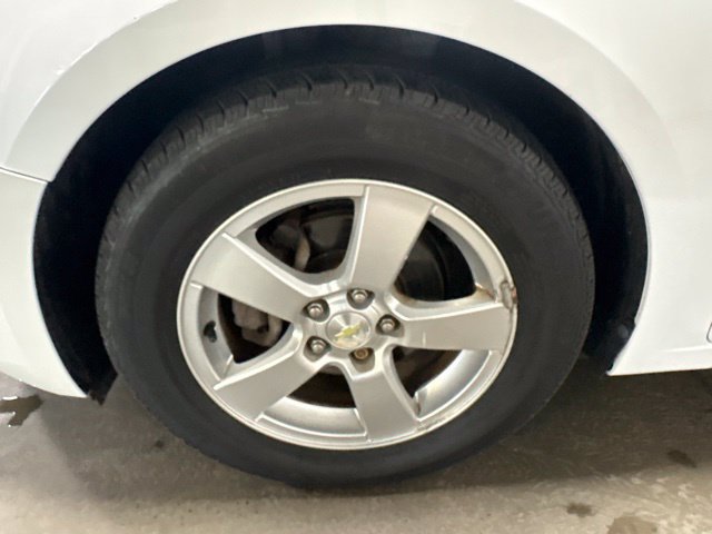 Used 2016 Chevrolet Cruze LT w/ Enhanced Safety Package FWD image 7
