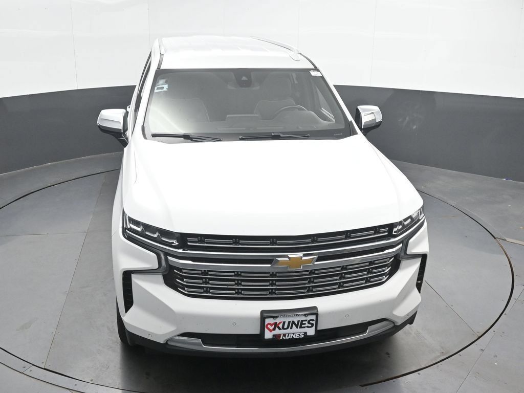 Used 2023 Chevrolet Suburban Premier AWD/4WD image 37