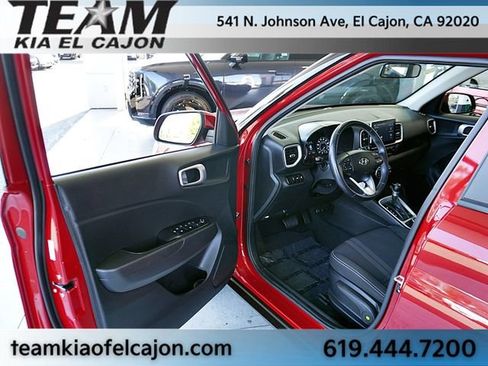 Used 2022 Hyundai Venue SEL w/ Cargo Package FWD image 35