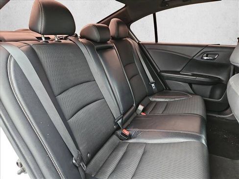 Used 2016 Honda Accord Sport image 16