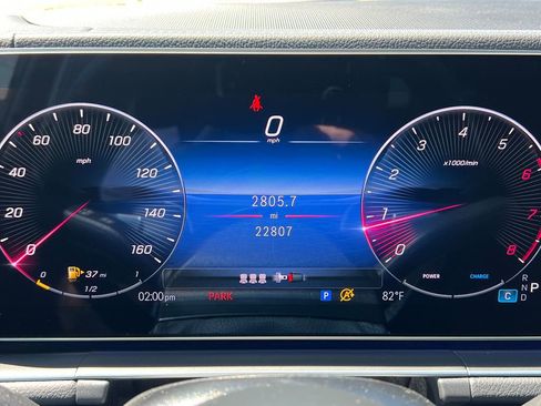 Used 2025 Mercedes-Benz GLE 450 4MATIC Coupe w/ Winter Package image 29