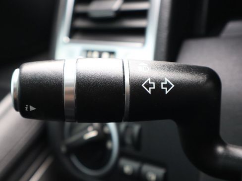 Used 2013 Land Rover Range Rover Sport HSE AWD/4WD image 33
