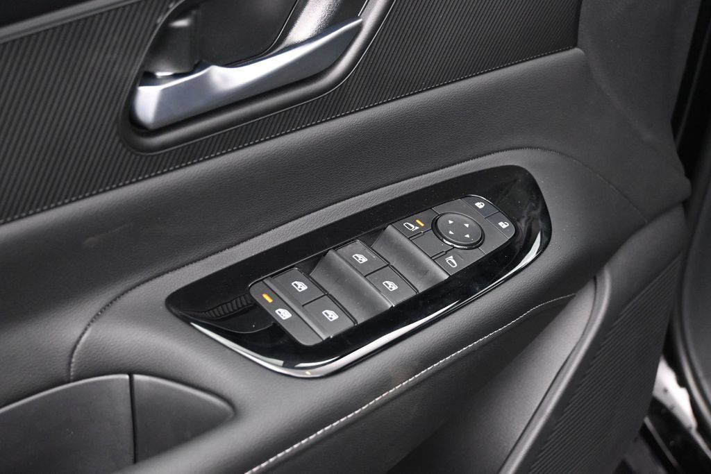 New 2026 Nissan Murano SV AWD/4WD image 14