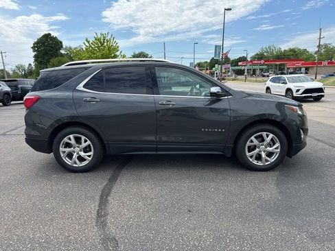 Used 2019 Chevrolet Equinox Premier FWD image 6