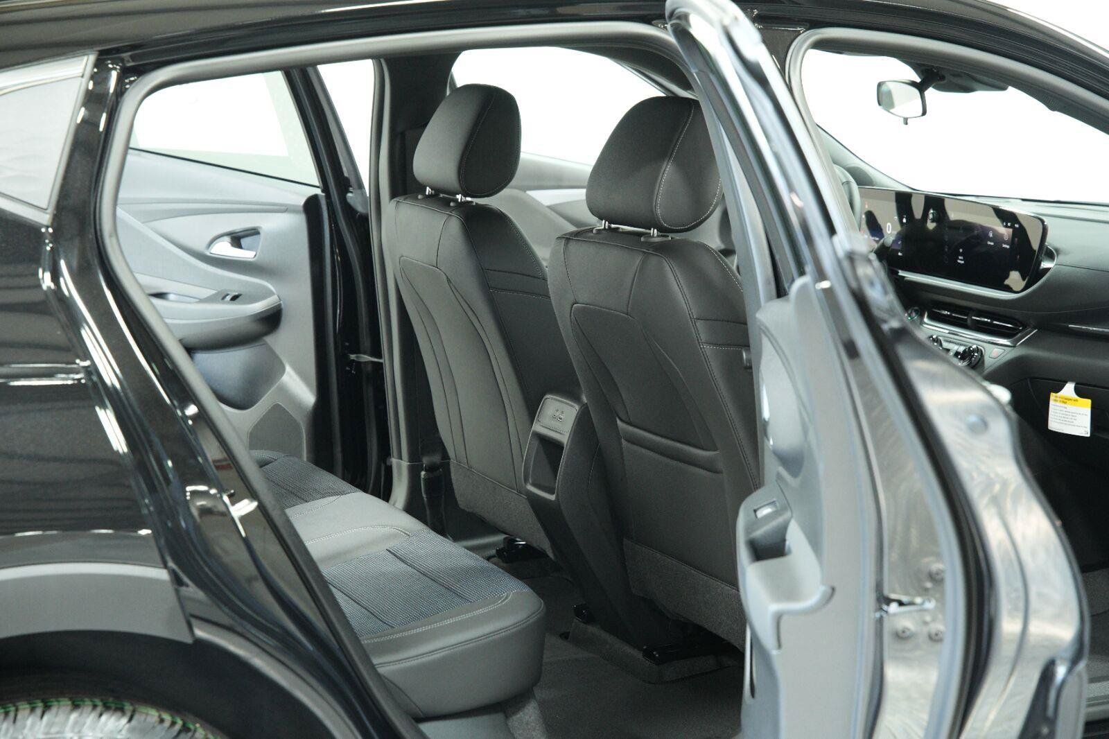 New 2026 Buick Envista Preferred w/ Convenience I Package FWD image 13