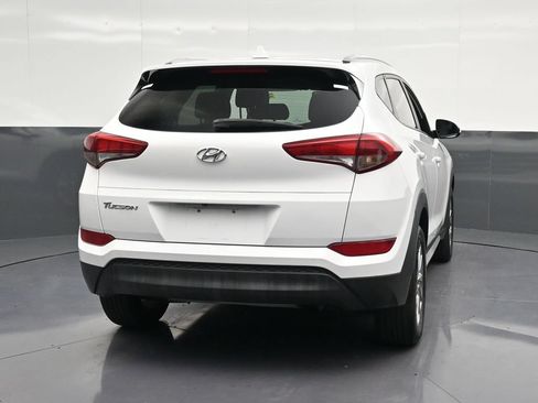 Used 2018 Hyundai Tucson SEL FWD image 2