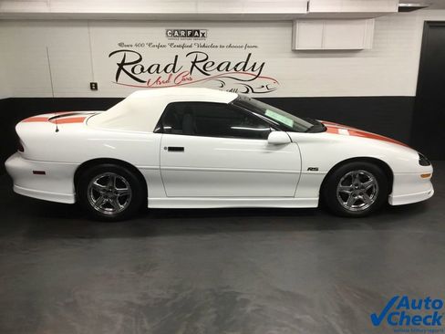 Used 1995 Chevrolet Camaro LT image 12