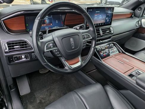 Used 2024 Lincoln Navigator L Reserve w/ Equipment Group 201A image 10