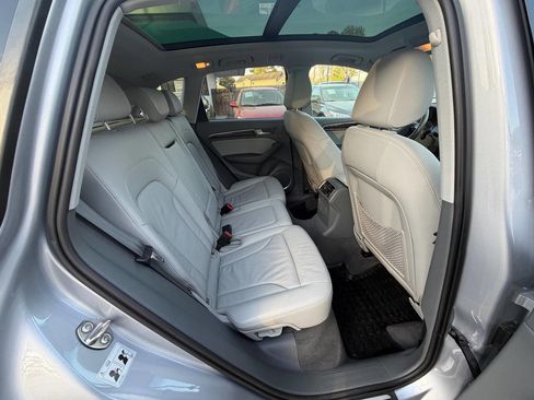 Used 2017 Audi Q5 2.0T Premium Plus w/ Technology Package image 19