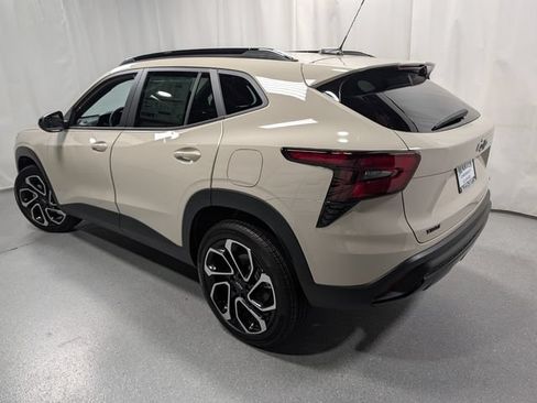 New 2026 Chevrolet Trax RS w/ Driver Confidence Package FWD image 6
