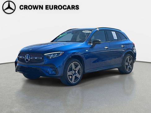 Used 2025 Mercedes-Benz GLC 350e 4MATIC image 1