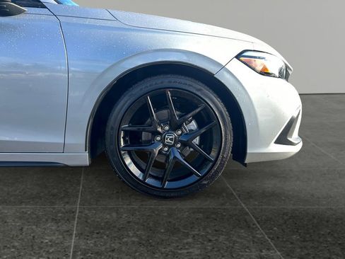 Used 2024 Honda Civic Sport image 9