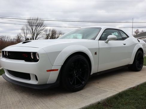 Used 2023 Dodge Challenger R/T Scat Pack image 7