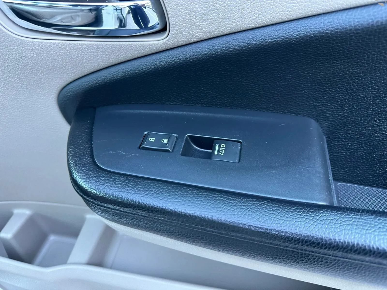 Used 2016 Honda Pilot EX-L image 29