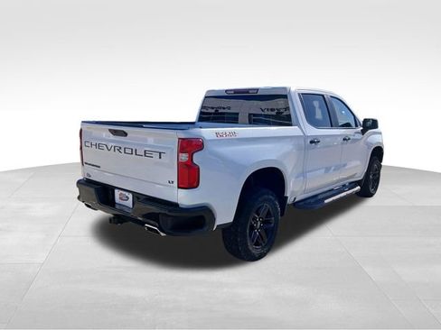 Used 2021 Chevrolet Silverado 1500 LT Trail Boss w/ LPO, Dark Essentials Package AWD/4WD image 5