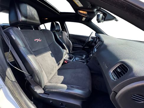 Used 2016 Dodge Charger R/T image 17