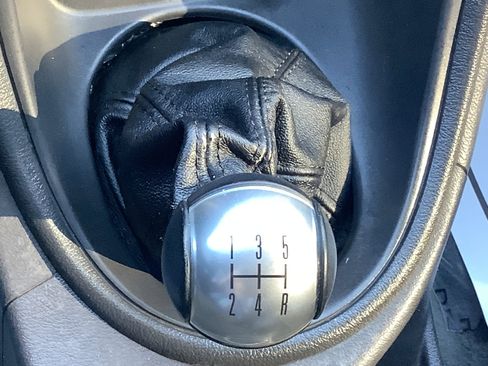 Used 2004 Ford Mustang GT image 20