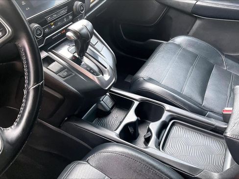 Used 2018 Honda CR-V Touring image 13