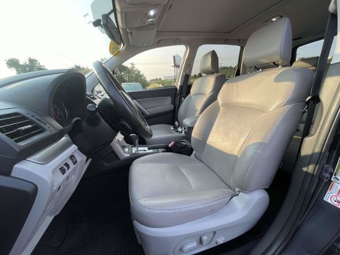 Used 2015 Subaru Forester 2.5i Limited AWD/4WD image 17