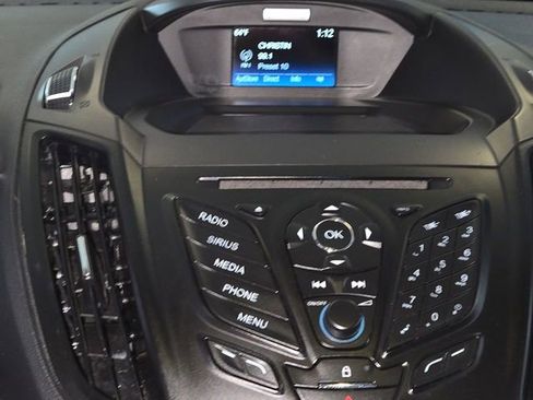 Used 2016 Ford Escape SE image 16