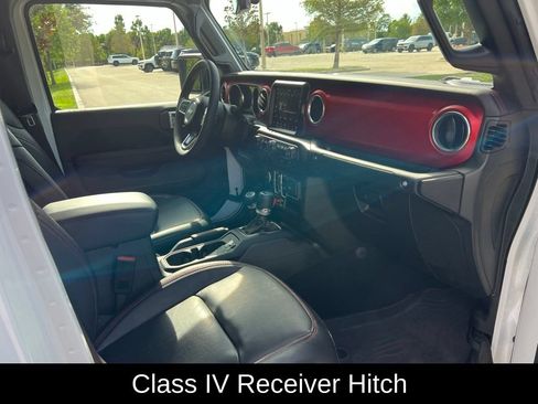 Used 2023 Jeep Gladiator Rubicon w/ Cold Weather Group AWD/4WD image 13