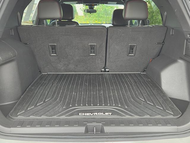 Used 2023 Chevrolet Equinox RS w/ RS Leather Package FWD image 11