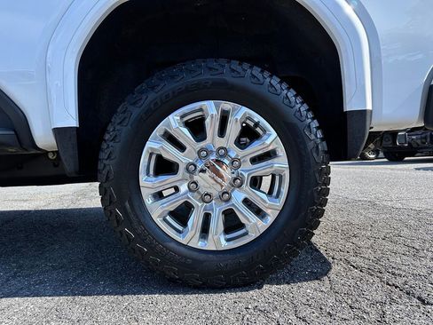 Certified 2022 GMC Sierra 2500 Denali AWD/4WD image 52